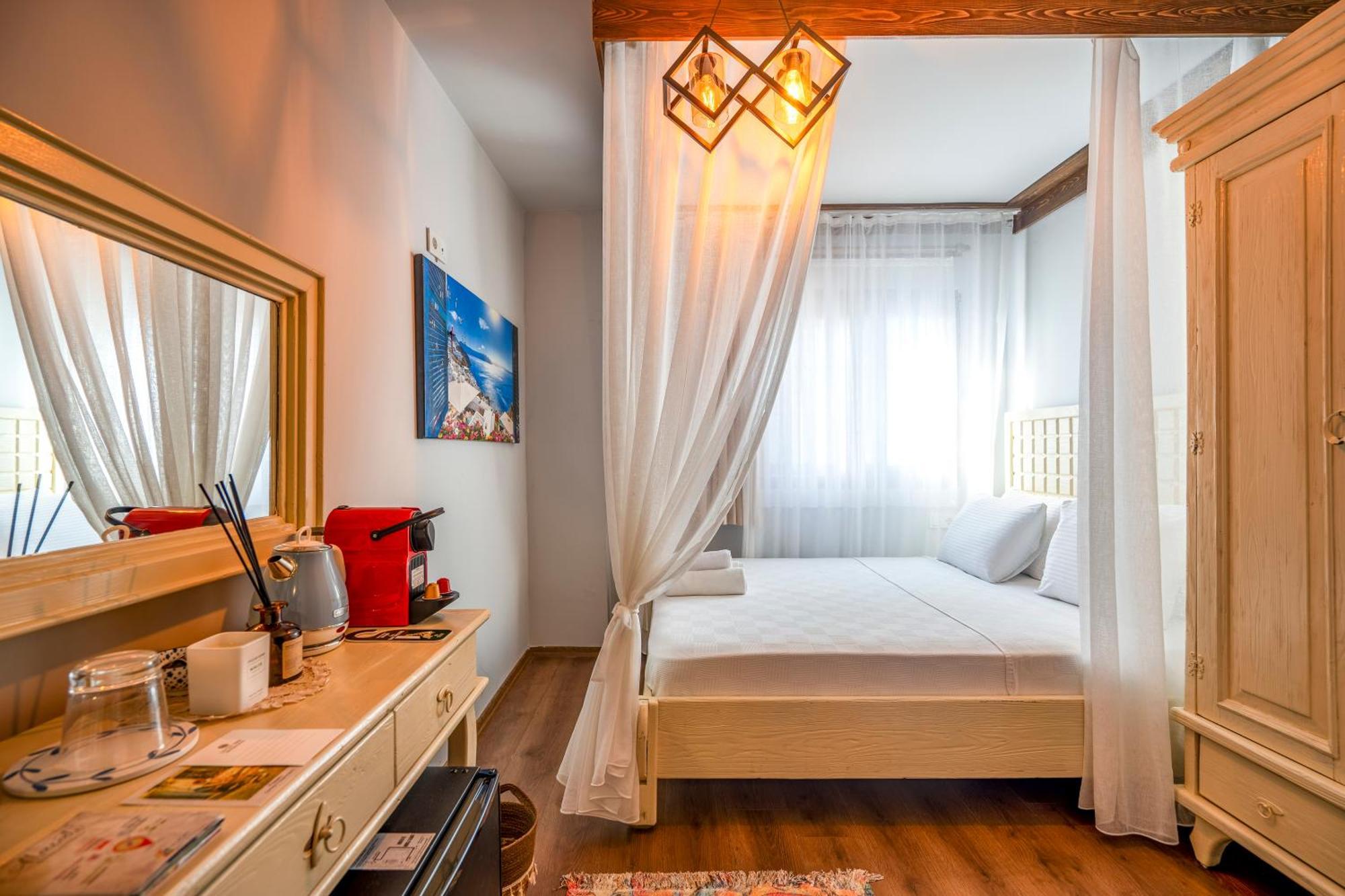 Lulu Inn Hotel Cesme Ngoại thất bức ảnh